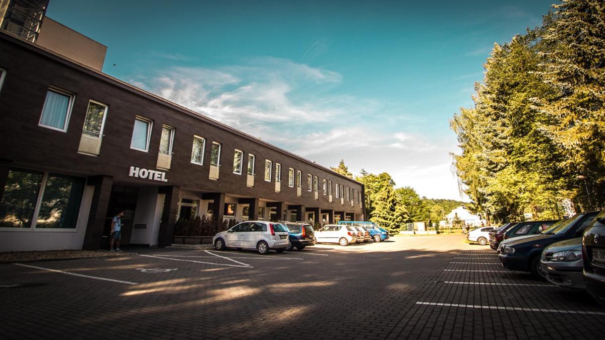 Hotel Sázavský Ostrov Sázava Esterno foto