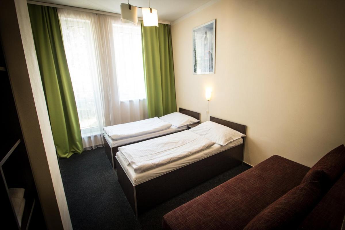 Hotel Sázavský Ostrov Sázava Esterno foto